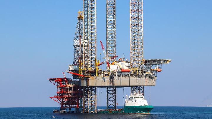 Global Markets Fall as Oil Prices Spike on Trump's Iran Warning