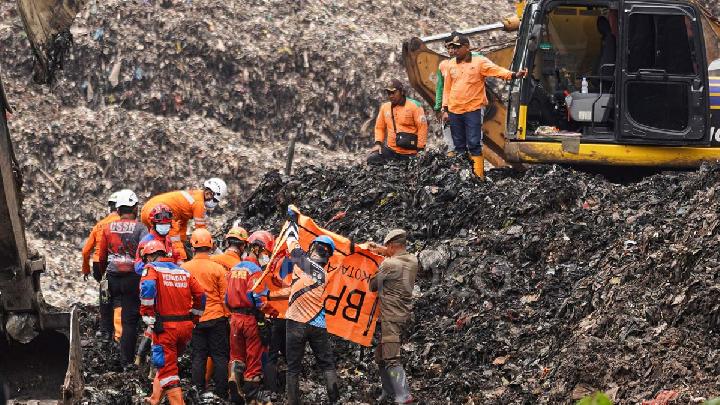 From Source to Landfill: Correcting Trash Management