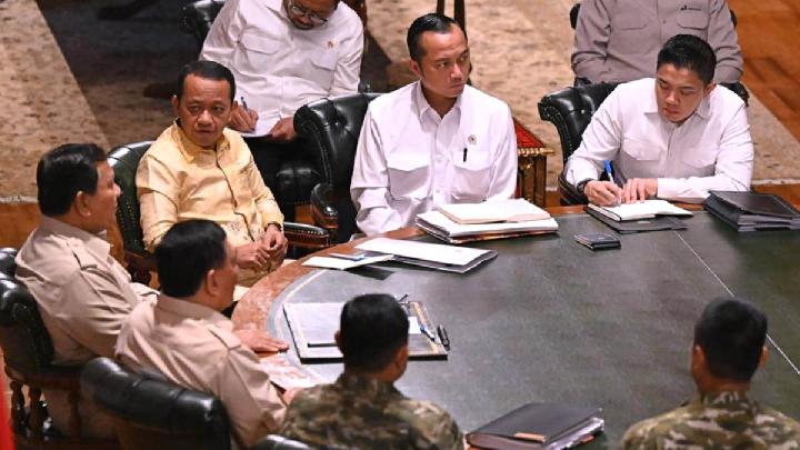 Prabowo Kumpulkan Para Menteri di Hambalang