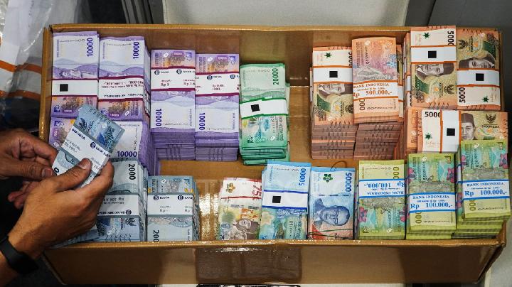 Today's Top 3 News: Why the Indonesian Rupiah Could Weaken to 20,000 per Dollar