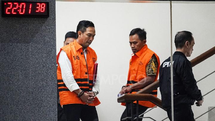 Sidang Praperadilan Eks Bupati Cilacap Ditunda