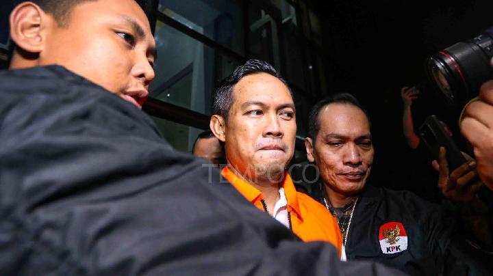 Hari Ini, Sidang Perdana Praperadilan Eks Bupati Cilacap