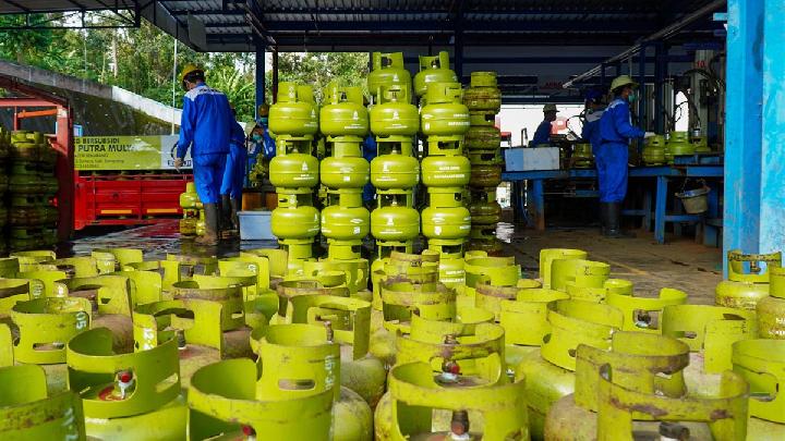 Pertamina Boosts 3 Kg LPG Supply 49 Percent for Easter Holiday