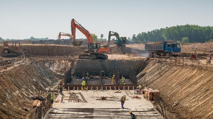 Indonesia's Infrastructure Seen Absorbing 1 Million Jobs, Minister Says