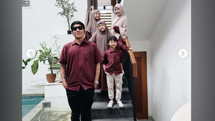 Desta dan Natasha Rizky Unggah Foto Lebaran bareng Anak, Warganet: Foto yang Paling Ditunggu