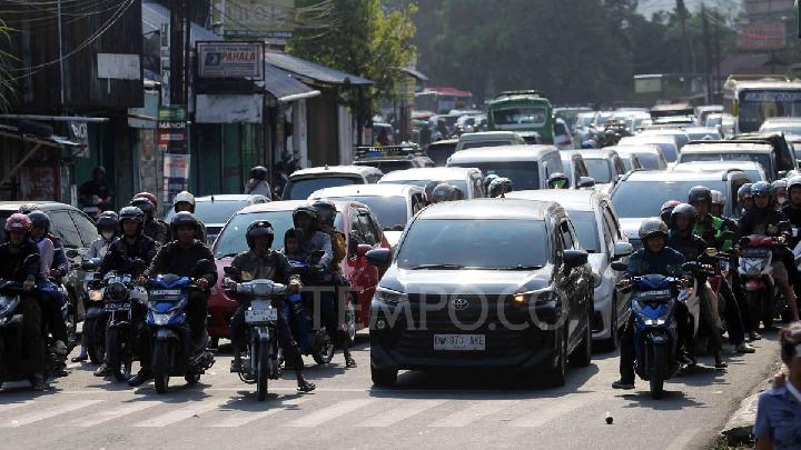 Eid Exodus: Indonesian Police Urge Travelers to Use Alternative Routes
