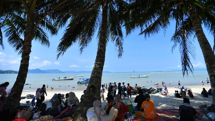 Kemenpar Catat Perjalanan Wisata Naik saat Lebaran 2026