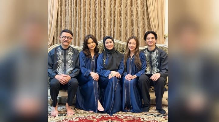 Baila Fauri Rayakan Lebaran Bersama Keluarga Devano, Gaya Kompaknya Curi Perhatian