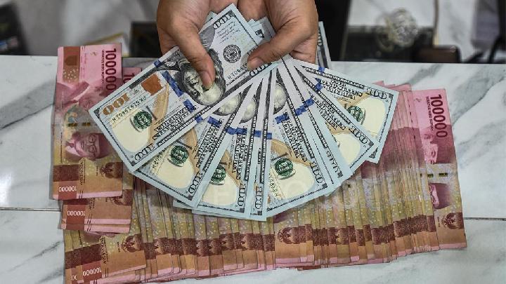 Rupiah Strengthens as Markets Bet on Middle East De-Escalation