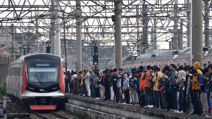 Jakarta Blackout: Commuter Line Services Remain Unaffected