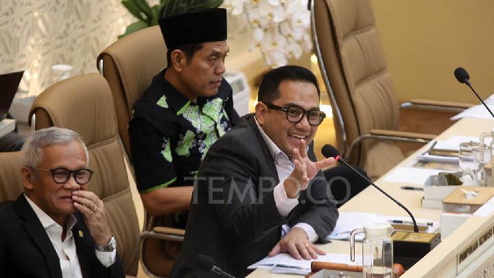 Ketua Ombudsman Tersangka, Begini Saran Komisi II DPR