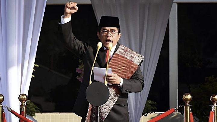 Perjalanan Kasus Sekjen DPR hingga Status Tersangka Batal