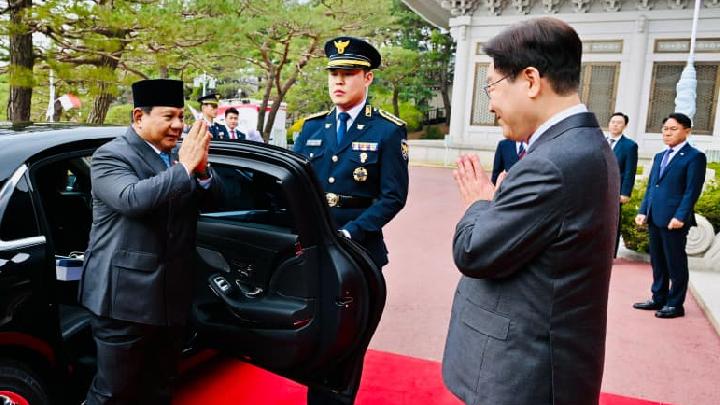 Prabowo's South Korea Visit Secures $10.2 Billion in Investment Deals