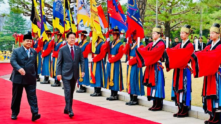 Indonesia's Prabowo Receives South Korea's Highest State Honor