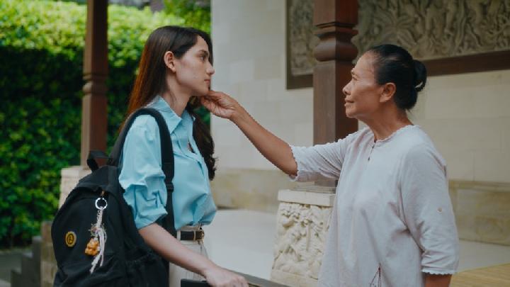 Web Series "Selagi Ibu Melihat", Refleksi tentang Waktu dan Keluarga