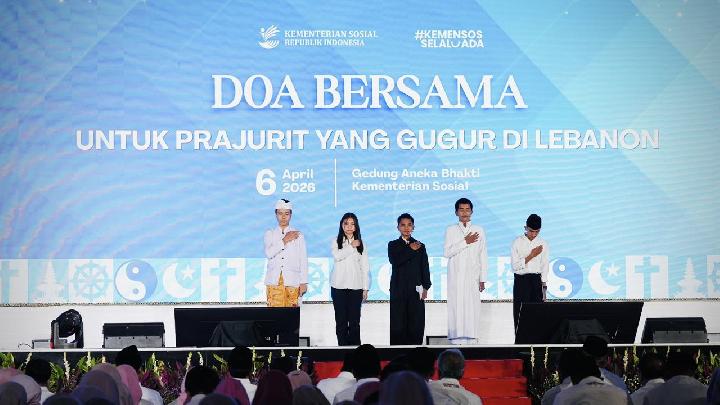 Siswa Sekolah Rakyat Doa Lintas Agama untuk Prajurit TNI Gugur di Lebanon