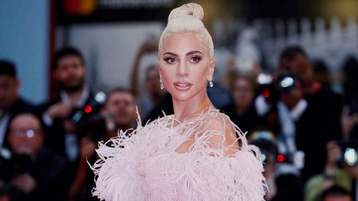 Lady Gaga Batalkan Konser Terakhirnya di Montreal