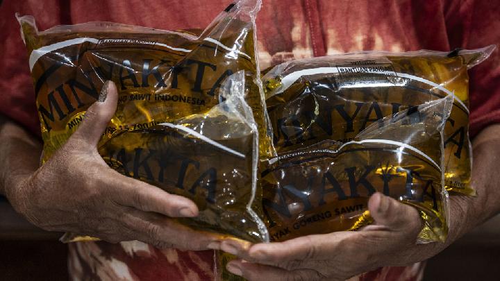 Mendag Bilang Harga Minyak Goreng Terpengaruh Krisis Plastik