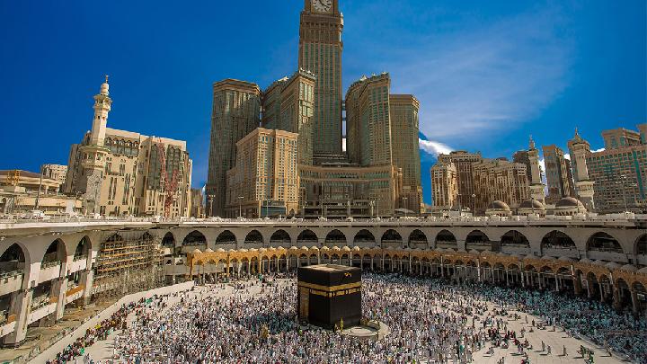 Banjir Kritik Wacana War Tiket Haji