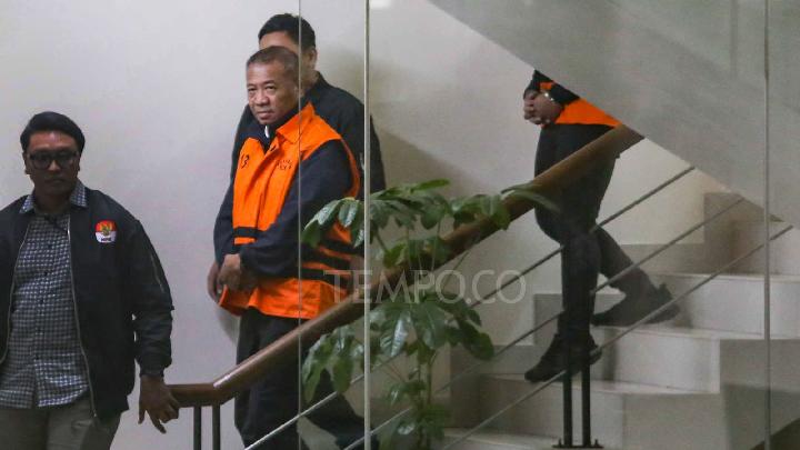 Jadi Tersangka, Bupati Tulungagung Gatut Sunu Minta Maaf