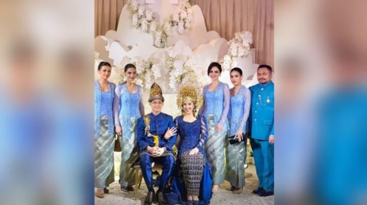 Cleantha Islan dan Teuku Rasya Resmi Menikah, Temanya Bernuansa Biru