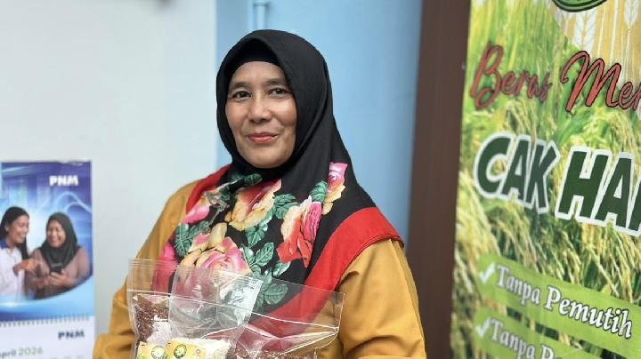 Tumbuh Bersama PNM Mekaar, Mardiana Berhasil Kembangkan Usahanya