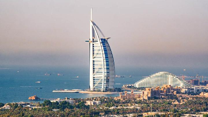 Dubai's Burj Al Arab to Close for 18-Month Renovation