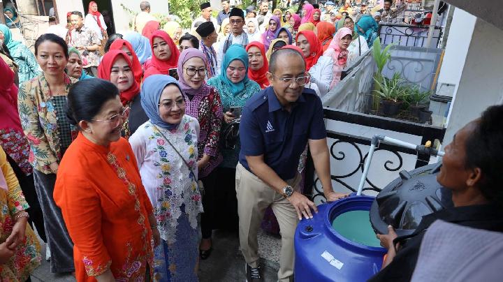 Sambut Hari Kartini, PAM JAYA dan TP PKK Bagikan Toren Air Gratis untuk Ibu Rumah Tangga