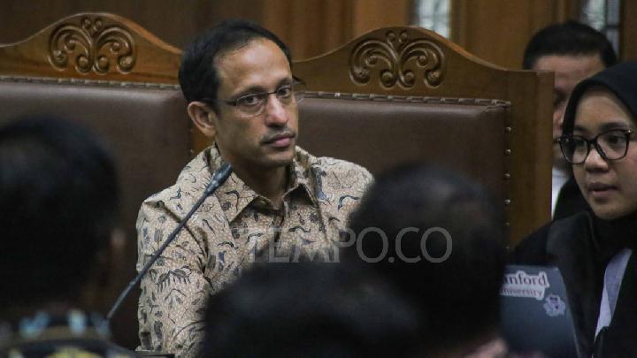 Nadiem Makarim Tak Hadiri Sidang Chromebook karena Dirawat