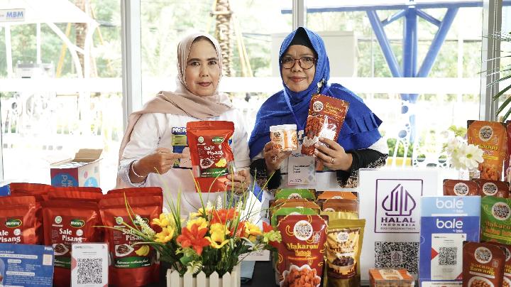PNM Tingkatkan Usaha Perempuan Prasejahtera Lewat Mekaarpreneur