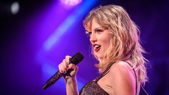 Quotes Cinta Selebritis Dunia, dari Taylor Swift hingga Selena Gomez