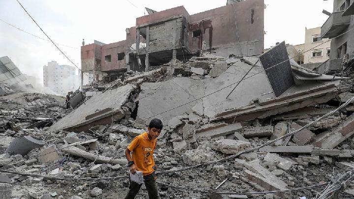 Palestinians Vote in Municipal Elections in Gaza, West Bank