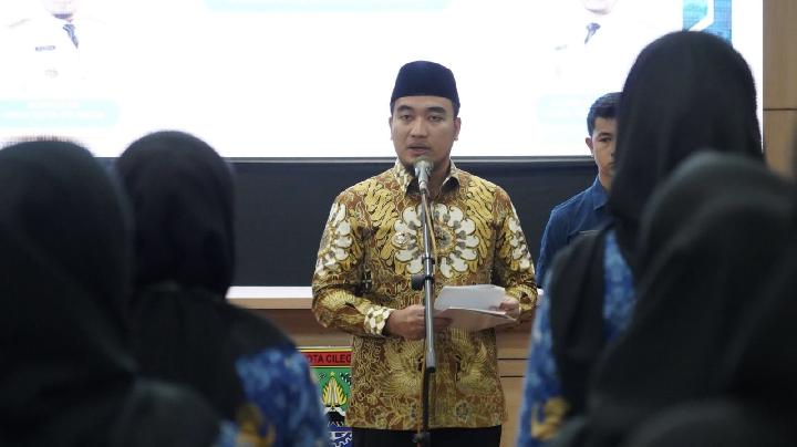Lantik Pejabat Pemkot, Robinsar Dorong Pelayanan Prima