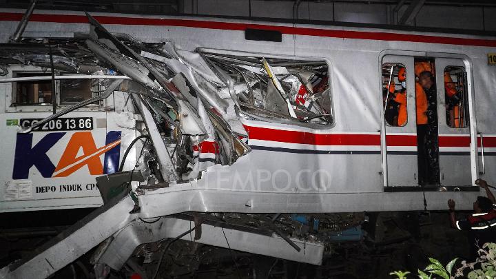 Prabowo Minta Investigasi Penyebab Tabrakan Kereta di Bekasi