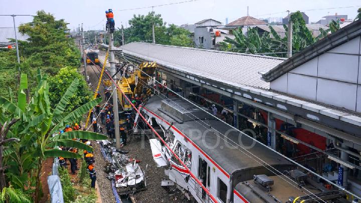 KAI Surabaya Batalkan 4 Perjalanan Imbas Kecelakaan Bekasi