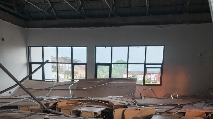 Puting Beliung Terjang SMK di Bandung, 6 Siswa Terluka