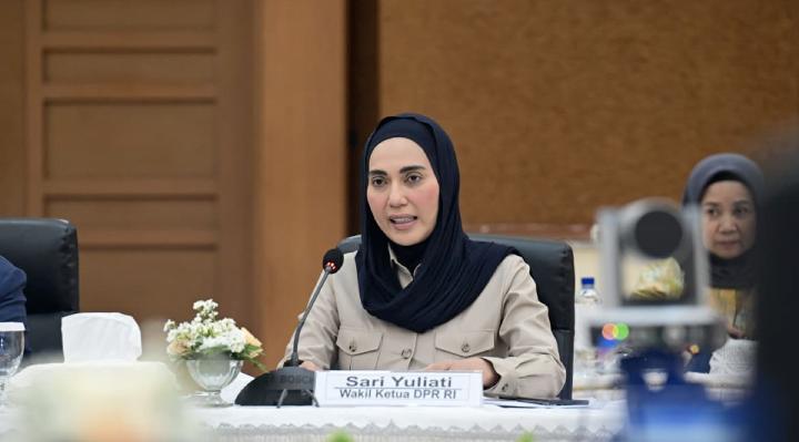 May Day 2026, Wakil Ketua DPR Ingatkan Negara Harus Hadir Lindungi Pekerja