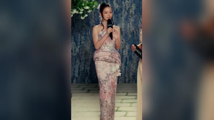 Jisoo Blackpink Debut di Met Gala 2026, Vibes Miss Korea dengan Gaun Dior