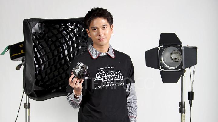 Iqbaal Ramadhan Berburu Kamera Analog hingga Thailand