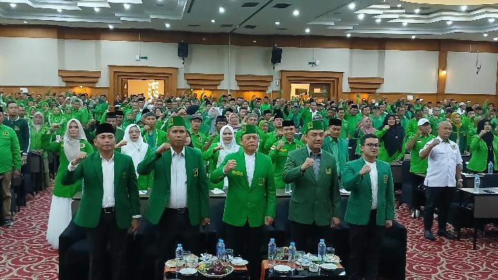 Mardiono Minta Kader PPP Sumbar Perkuat Peran Sosial Pascabencana
