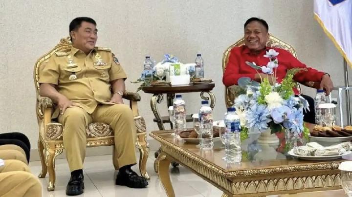 Olly Dondokambey Bersama Pengurus DPD PDIP Sulut Temui Gubernur Yulius Selvanus