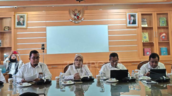 Pemerintah Godok Skema Seleksi Guru ASN untuk Honorer