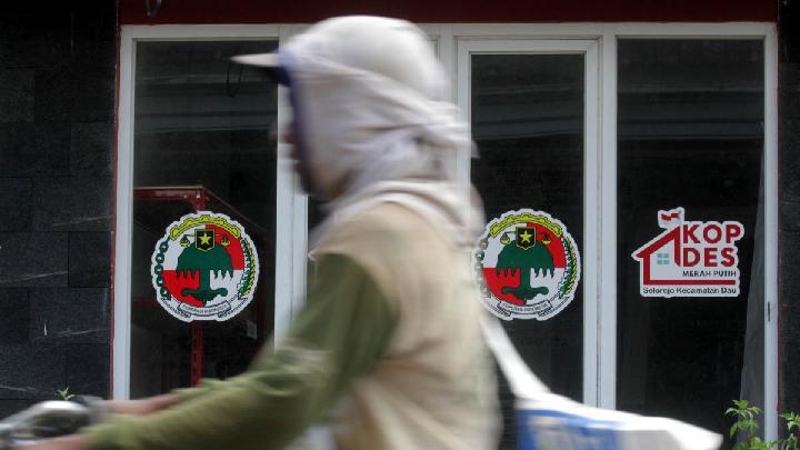 Communities' Fears over the Red-and-White Cooperatives