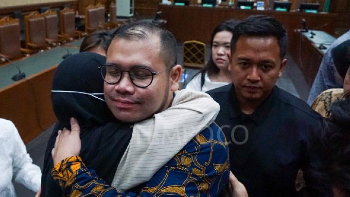 Nadiem Makarim Prihatin Ibrahim Arief Divonis 4 Tahun