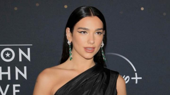 Dua Lipa Gugat Samsung Ratusan Miliar Rupiah, Gara-gara Foto Backstage