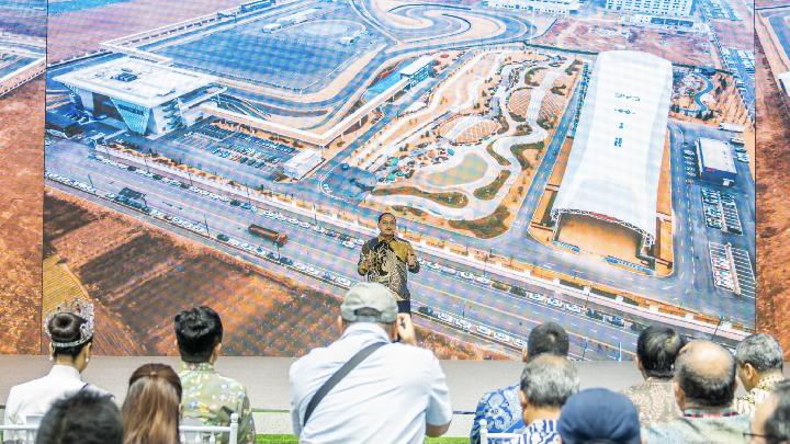 Strategi BYD Mendorong Adopsi Kendaraan Listrik