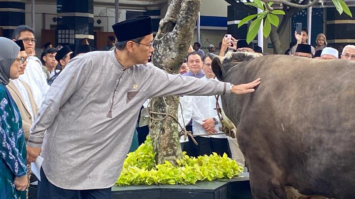 Purbaya Kurban Sapi, Pakai Dana Pribadi Setelah Batal Haji