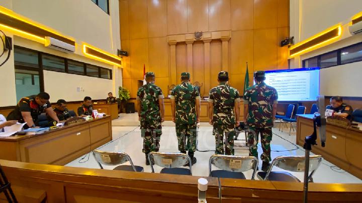 Empat Anggota Bais TNI Dituntut 2,5 Tahun Penjara