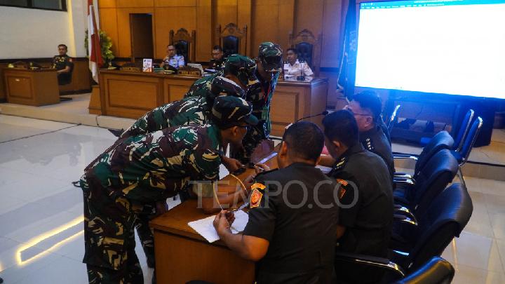 Hakim Pecat Dua Prajurit Bais TNI Penyiram Andrie Yunus