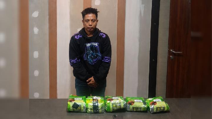 Polisi Tangkap Kurir 5 Kg Sabu Jaringan Malaysia-Indonesia